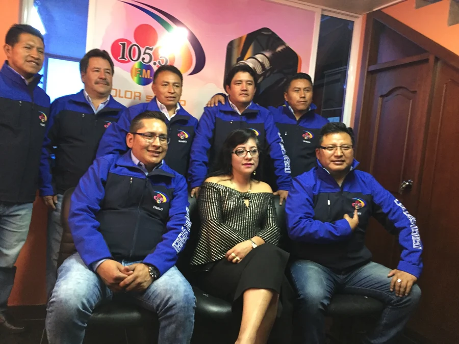 Equipo de Color Stereo en los estudios de la emisora